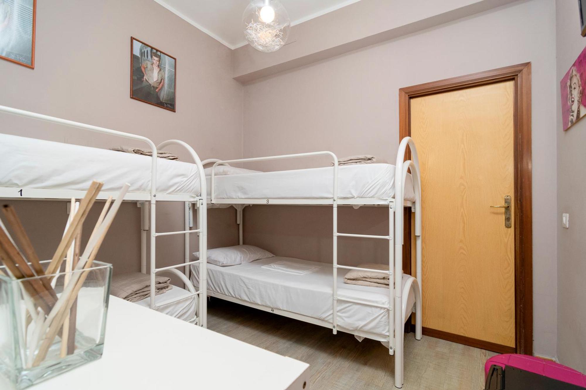 Le Sirene Hostal